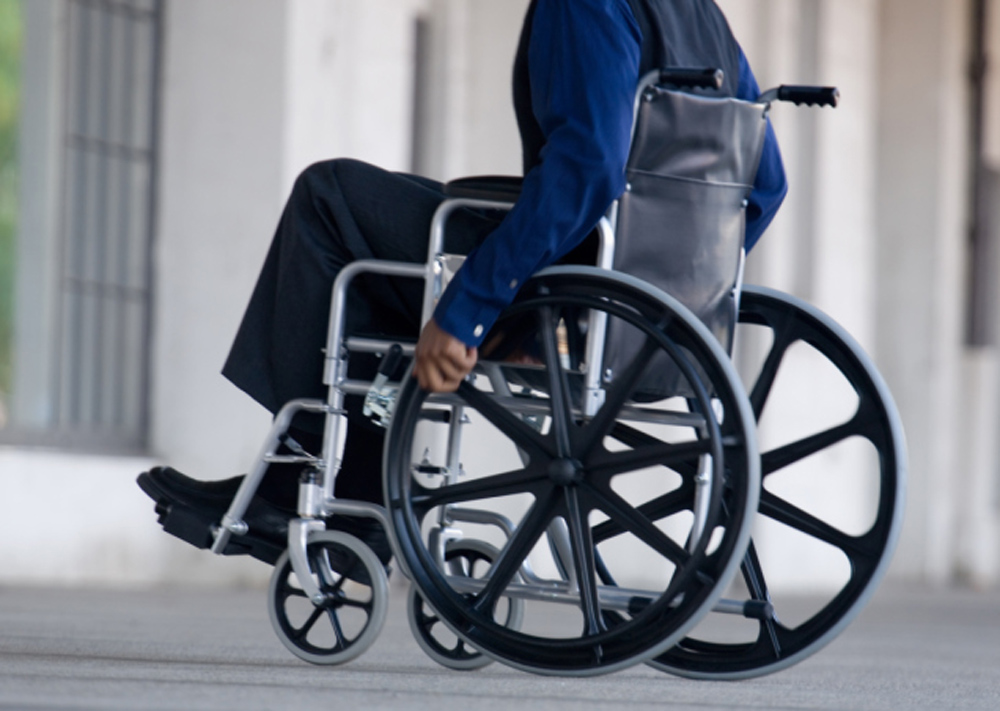 Omg Man In Wheelchair Robs New York Bank Gets Away