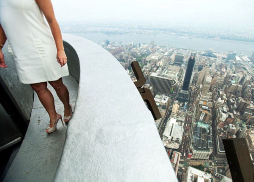 omg-10-secret-places-hidden-in-famous-locations