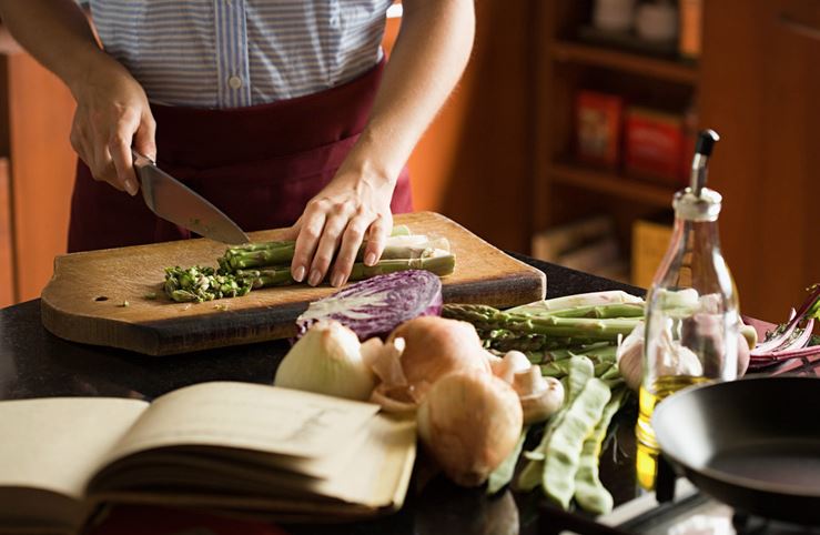 Health: Eight simple cooking habits everyone must follow in their kitchen