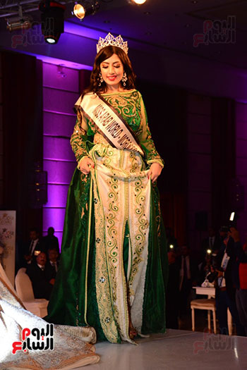 Middle East News In Pictures Moroccan National Sherine Crowned Miss Arab World 