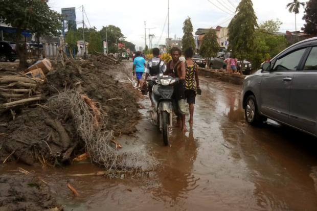 World News: Flash floods kill at least 50 in Indonesia's Papua