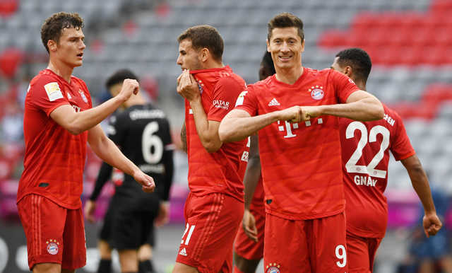 Football: Bayern Munich thrash Fortuna Duesseldorf to close in on ...