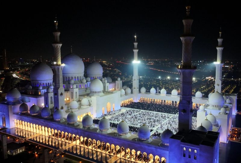 UAE Over 70,000 worshippers gather for recordbreaking night of prayer