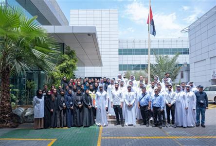 Hamdan bin Mohammed visits Emirates Flight Catering,...