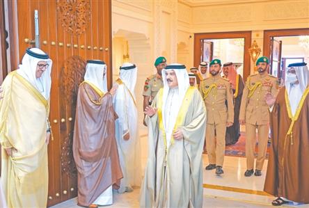Royal New Year greetings