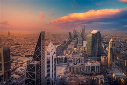 Saudi Interior Ministry arrests 37 in crackdown...