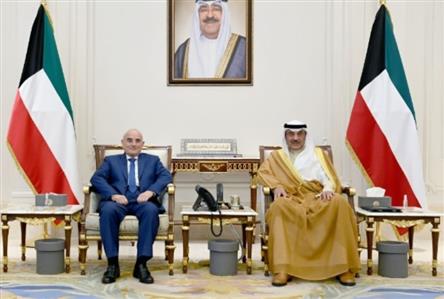 Kuwait Crown Prince receives Lebanese Minister...