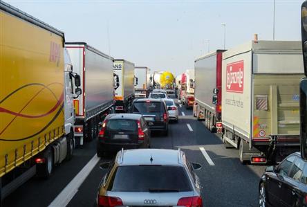 Multi-car crash causes traffic congestion on...