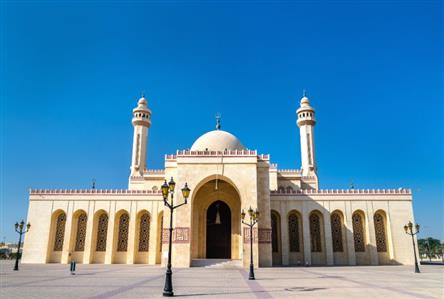 Bahrain sets 6am start for Eid prayers in mosques;...