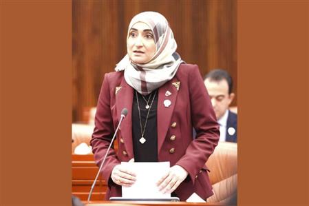 Training push for Bahraini university graduates...