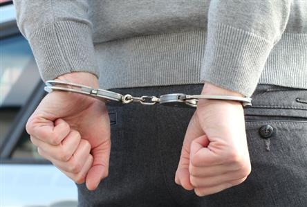 Dubai police arrest alleged Irish crime gang...