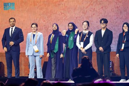 Saudi students win 12 special awards at ISEF...