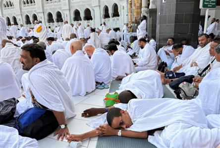 Here's how Saudi Arabia is shielding pilgrims...