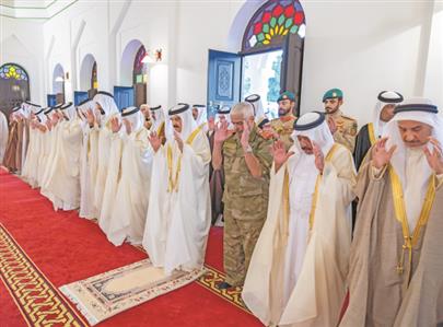 King performs Eid Al Adha prayers