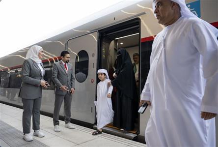 First Etihad Rail passenger service arrives...