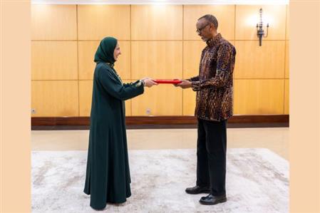 Oman's Ambassador presents credentials to Rwandan...