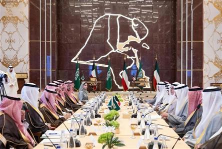 Saudi Arabia and Kuwait Advance customs link...