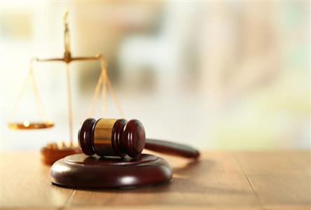 Charmer conman jailed in embezzlement case 