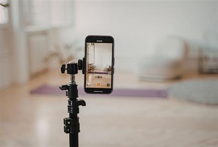Kuwait approves new laws regulating influencers...