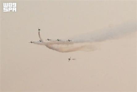 Jeddah hosts air shows for Saudi National Day...