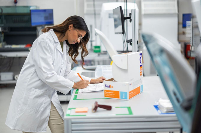 FedEx DWC hub earns IATA CEIV Pharma certification