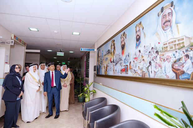 The Deputy Premier is briefed on the project’s progress by Dr Cheriyan