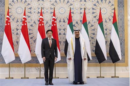 UAE President and Singapore Prime Minister discuss...