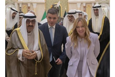 Amir of Kuwait, Italian Prime Minister discuss...